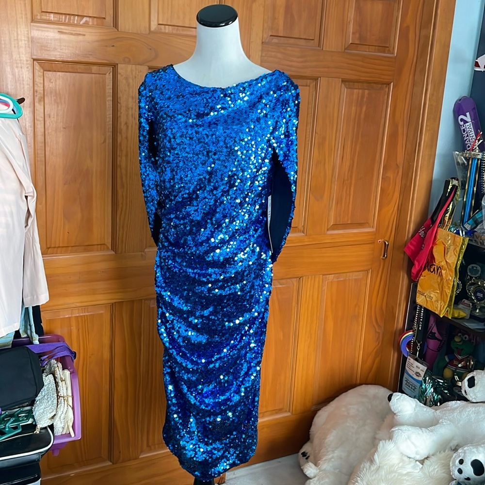 Vintage Vibe Midnight Velvet Blue Sequin Dress